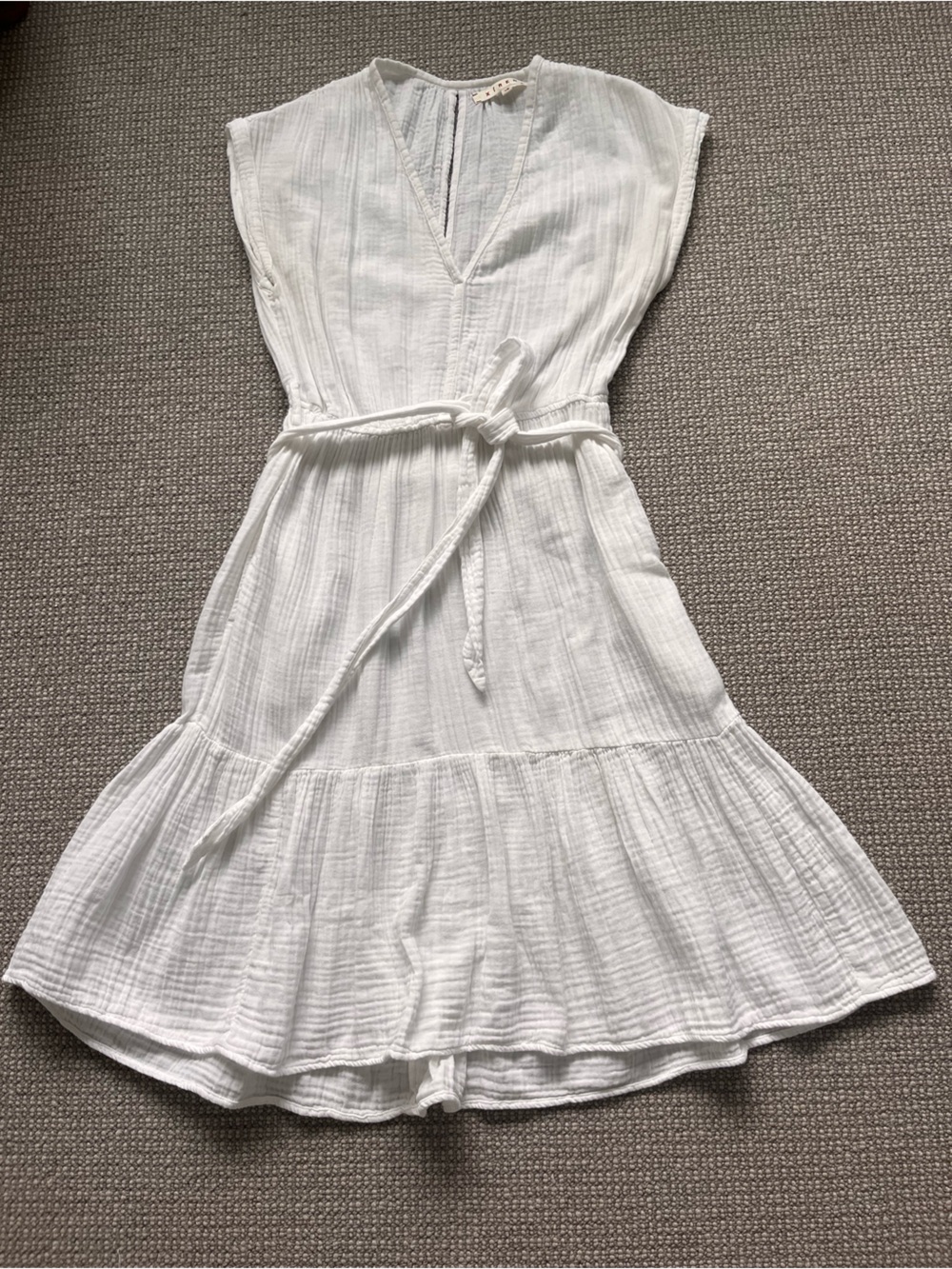 Xirena Women’s White V-Neck Cotton Gauze Dress